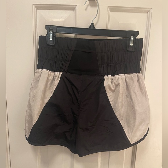 FP Movement Shorts - Picture 3 of 7